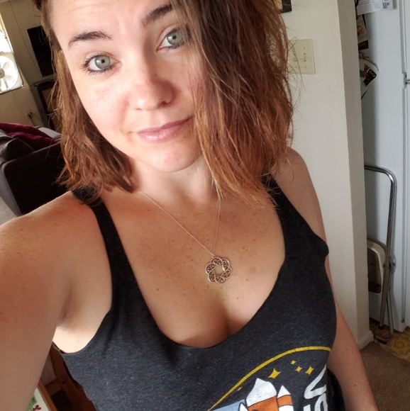 Meet your Posher, Lins - Picture 1 of 3